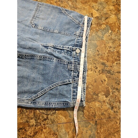 Essentials Jean Capri Pants Size 8 (A145) - Picture 5 of 6